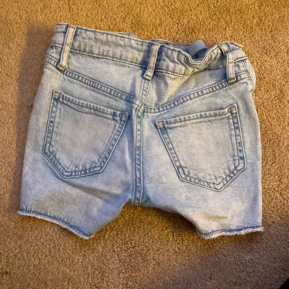 Gap Denim Jean Shorts - Picture 2 of 3